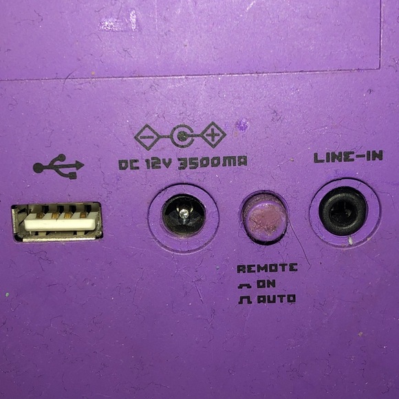 iHome Speaker - Picture 2 of 3